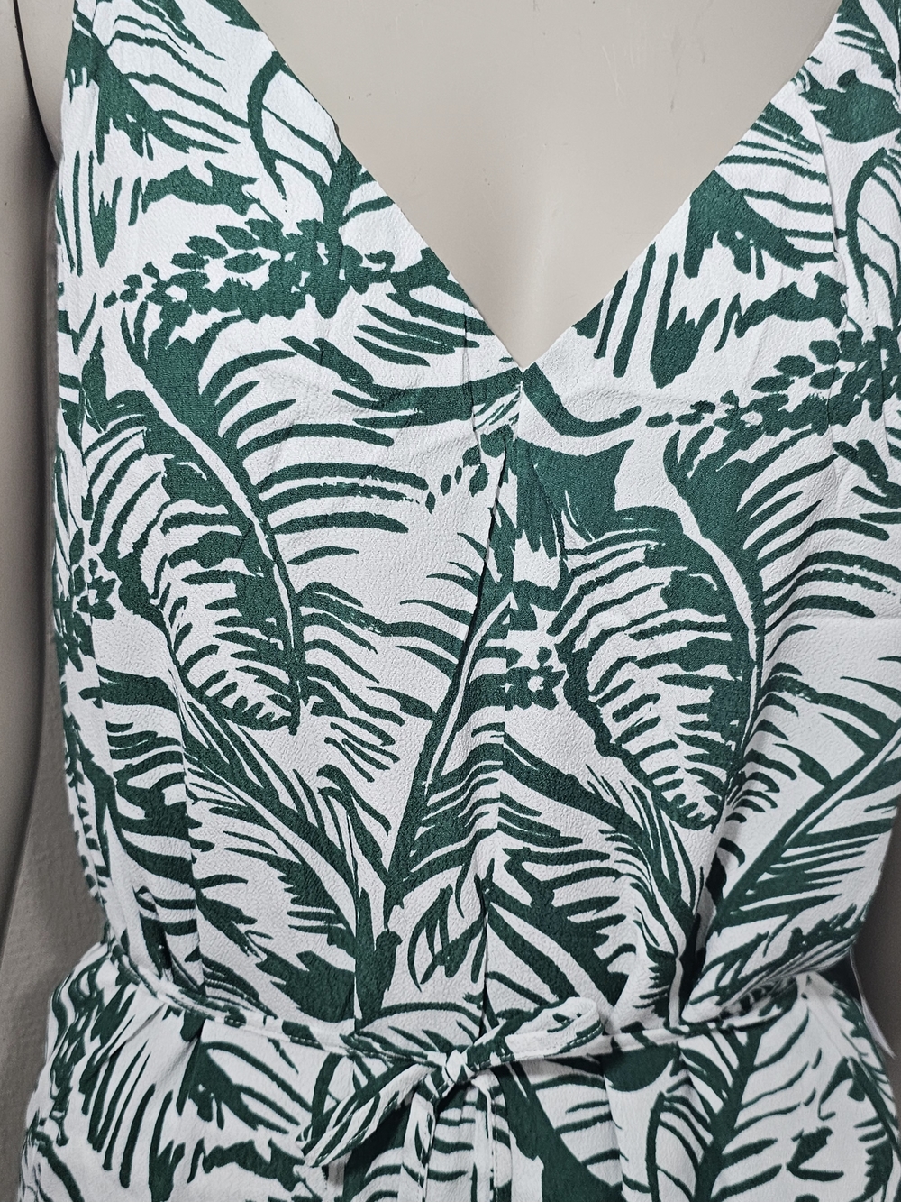 Harlyn Anthropologie Palm Leaf Maxi Dress Size S Green White Tropical - Picture 4 of 13